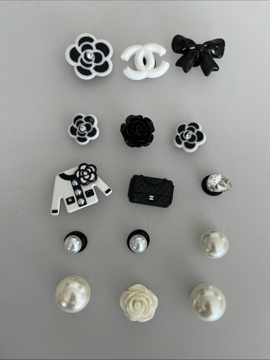 Source Unknown Handbags - Assortment of 15 Bag Charms